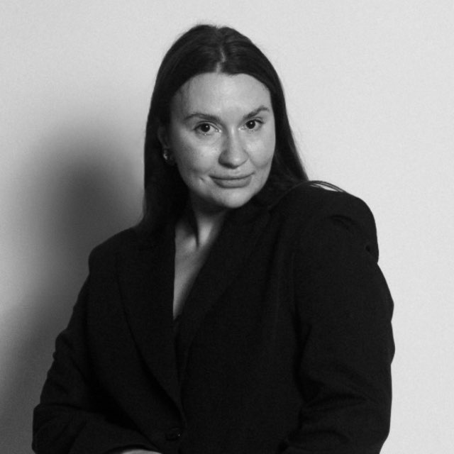 <span style="font-weight: 700;">Арина</span>